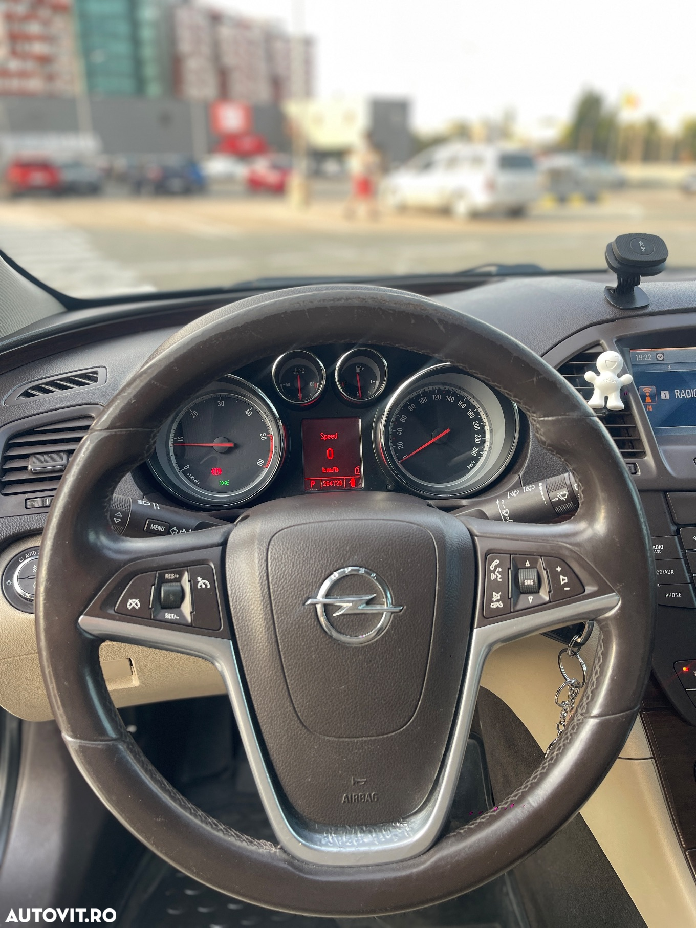 Opel Insignia - 11