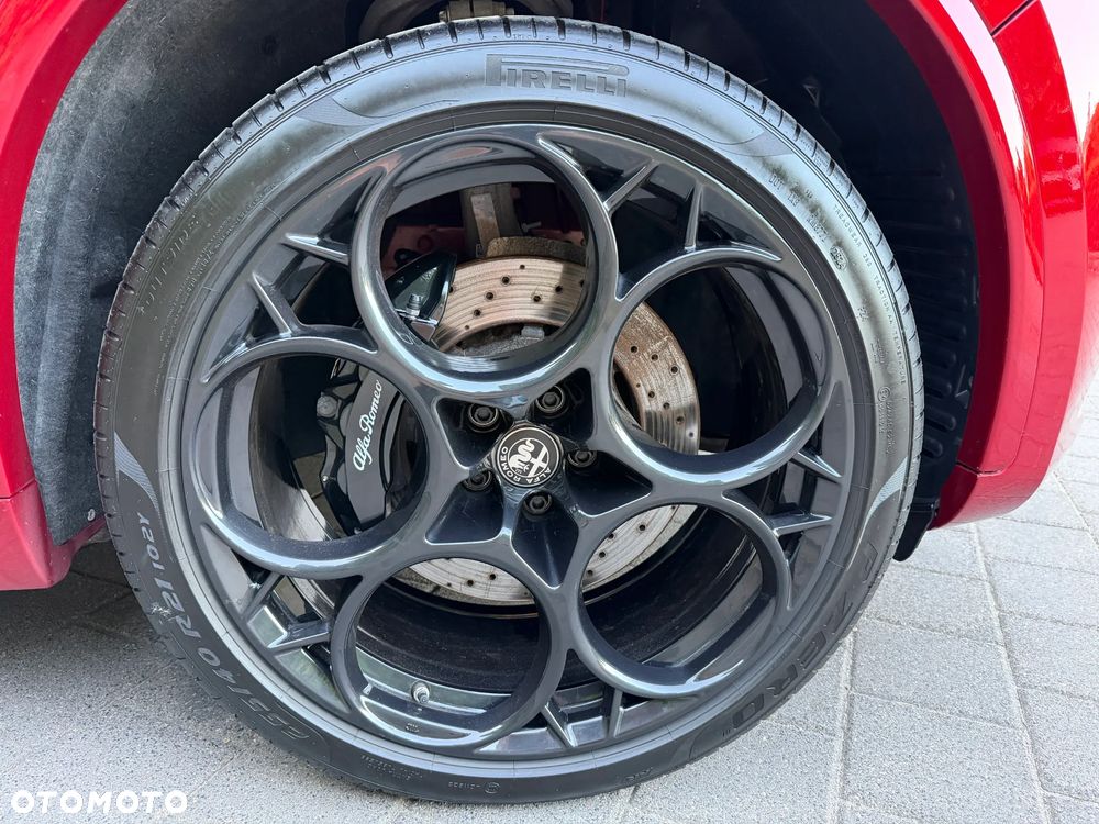 Alfa Romeo Stelvio - 23