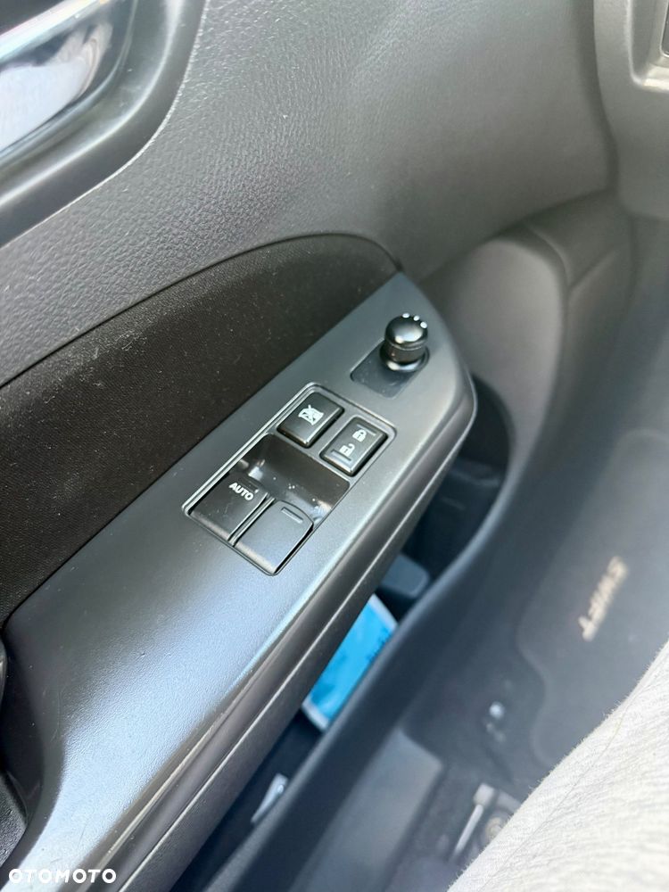 Suzuki Swift - 11