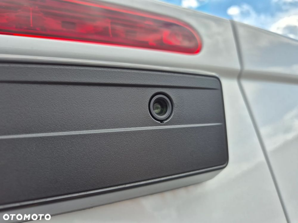 Opel Vivaro Furgon XL LONG 2.2 150KM Automat !! OD RĘKI !! Mega Rabat !! - 20
