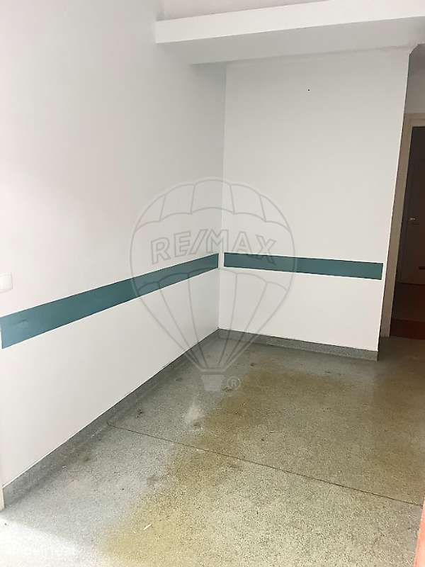 Escritório T4 para arrendamento - Grande imagem: 4/8