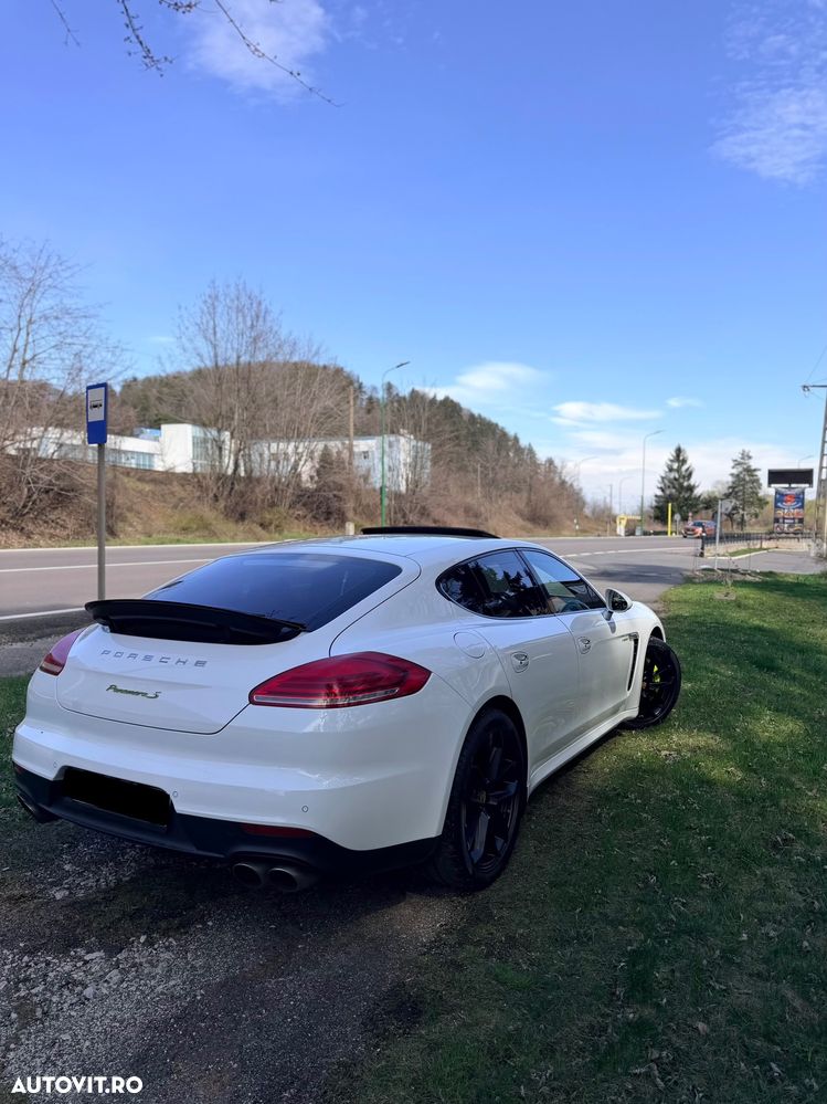 Porsche Panamera 3.0 PDK S - 7