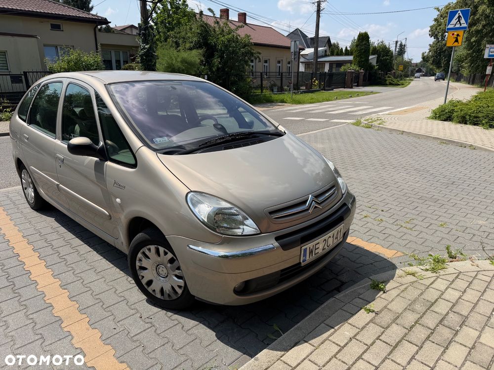 Citroën Xsara Picasso 1.8i Exclusive - 4