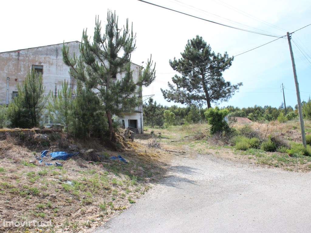 Armazém de 830m2 em lote de 2.950m2 em Rio Maior. - Grande imagem: 5/20