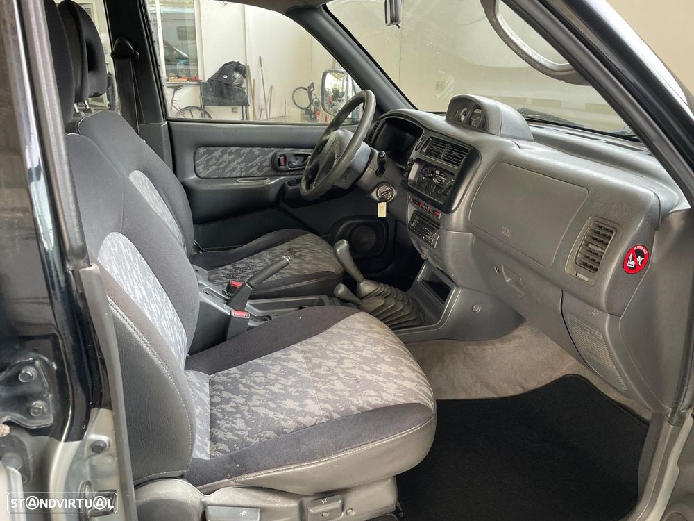Mitsubishi L200 2.5 TD Strada CD - 12