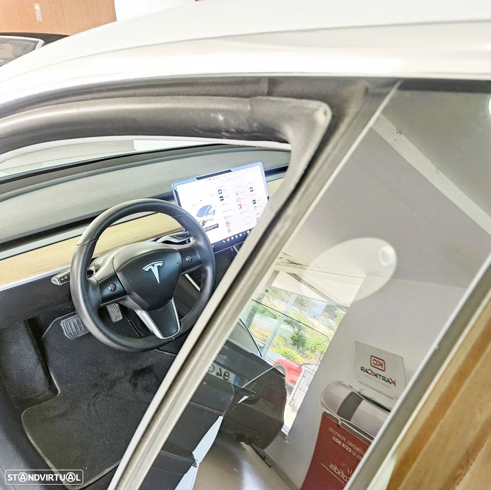 Tesla Model 3 Standard Range Plus RWD - 12