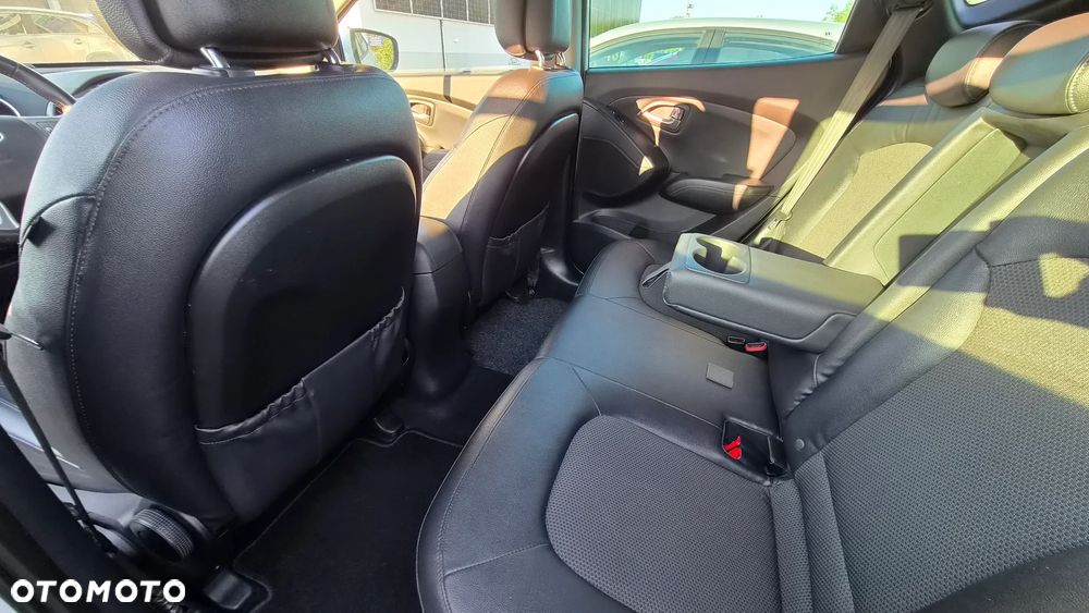 Hyundai ix35 2.0 CRDi 4WD Automatik Style - 16