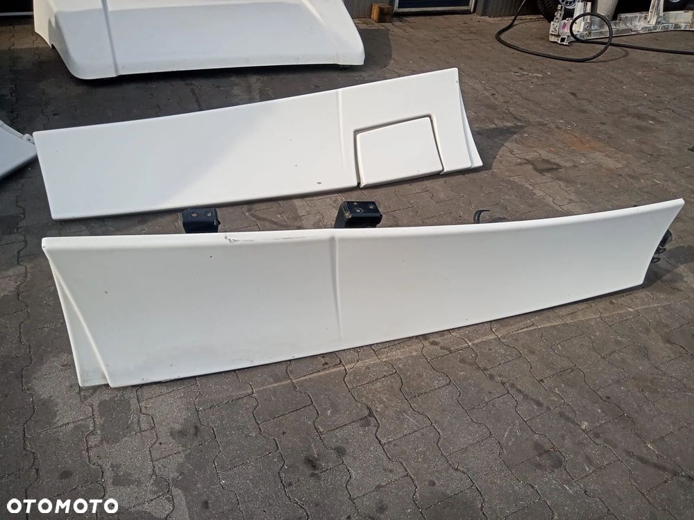 VOLVO FH4 - OWIEWKI SPOJLERY KOMPLETNE GLOB - 4