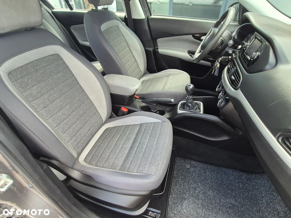 Fiat Tipo 1.6 MultiJet 16v Mirror - 32