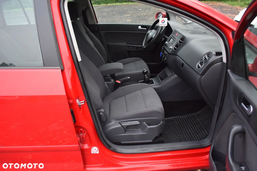 Volkswagen Golf Plus 2.0 TDI Comfortline - 15