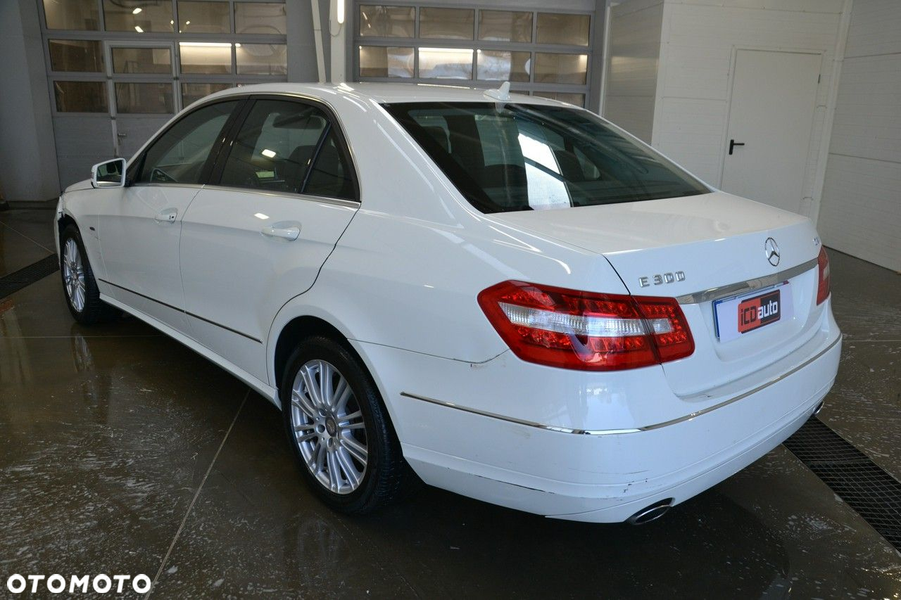 Mercedes-Benz Klasa E - 5
