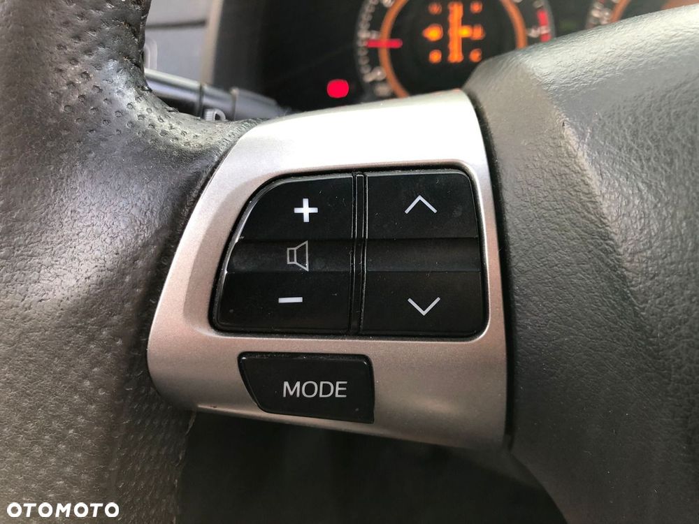 Toyota Corolla 1.6 Premium + - 22