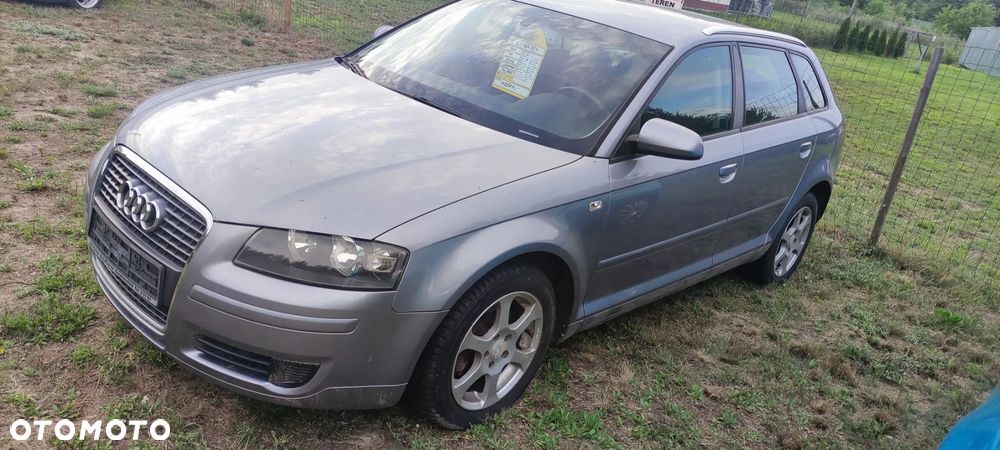 Audi A3 Sportback 1.6 Attraction - 3
