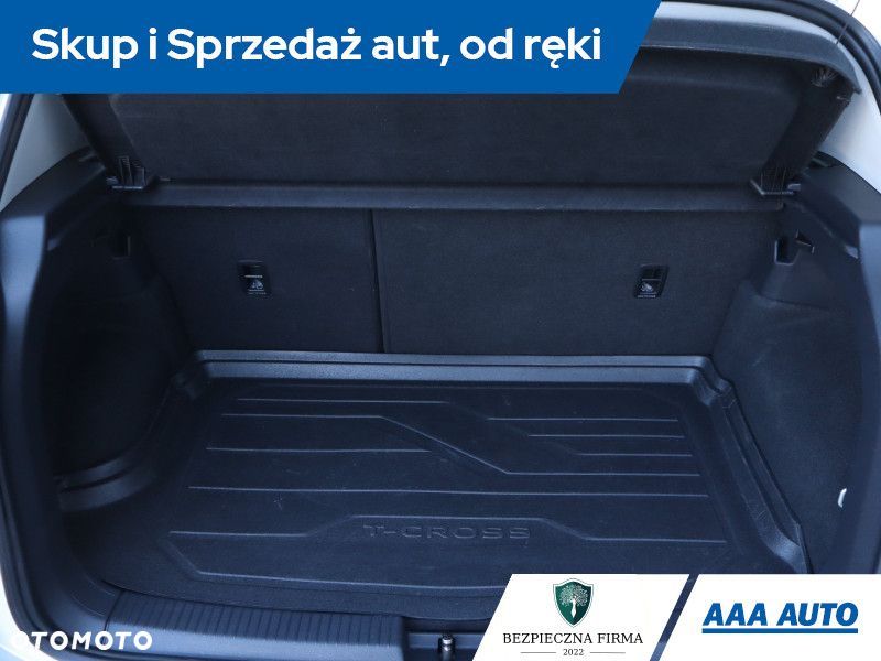 Volkswagen T-Cross - 15