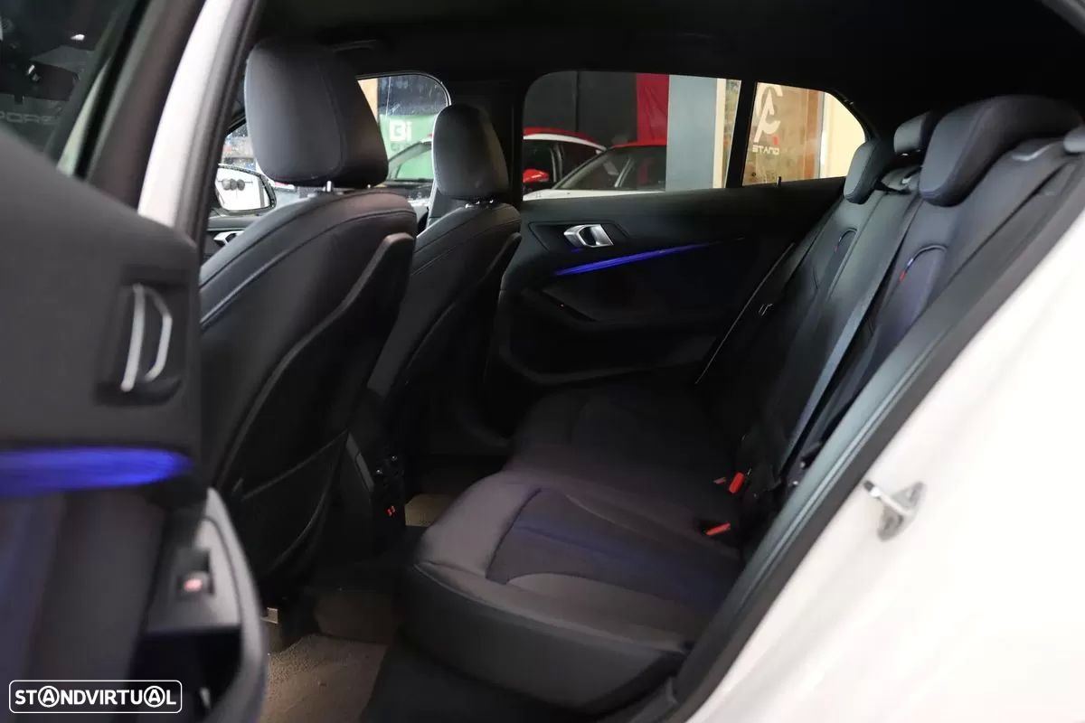 BMW 116 d Pack M Shadow Auto - 11