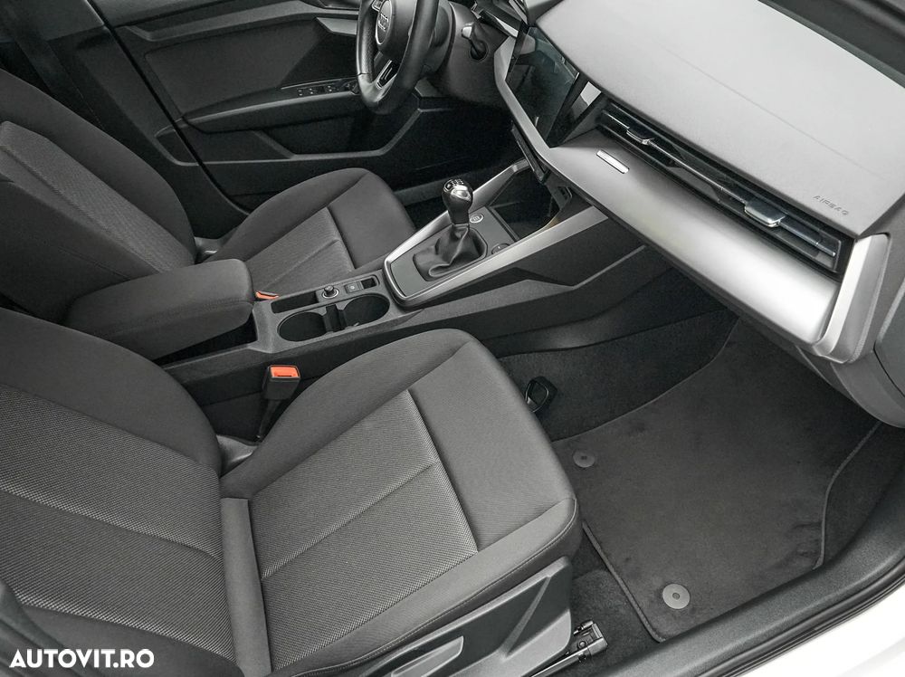 Audi A3 Limuzina 2.0 30 TDI Advanced - 13