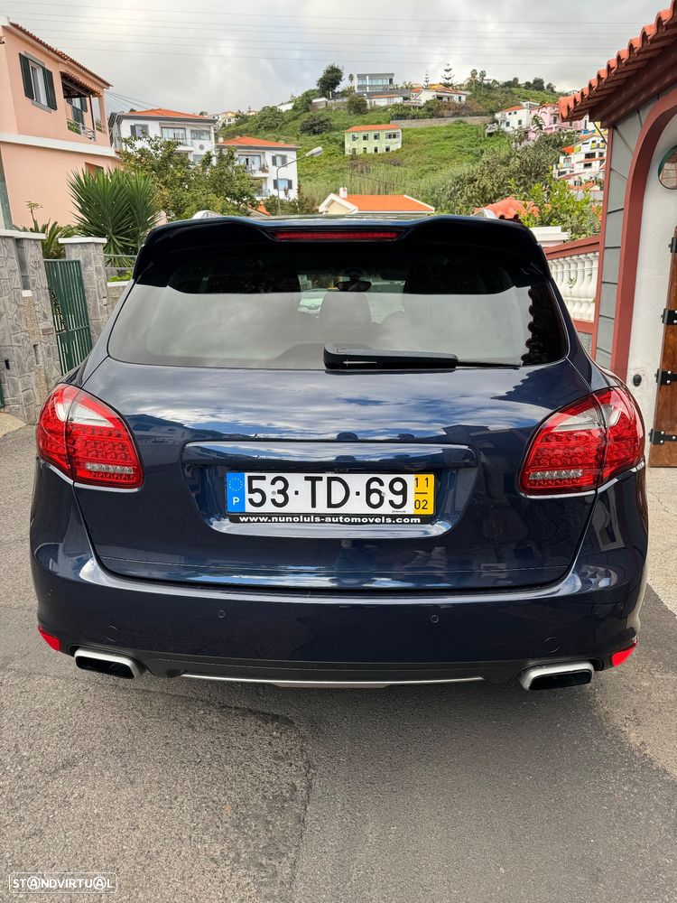 Porsche Cayenne S - 6