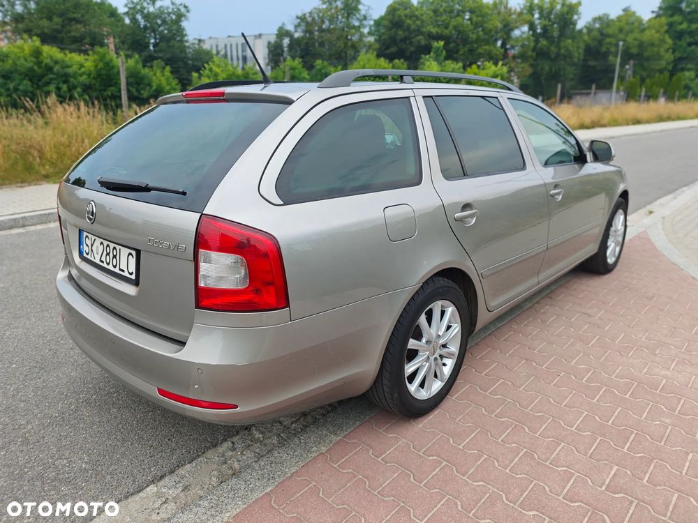 Skoda Octavia 1.4 TSI Ambiente - 6