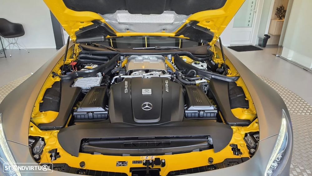 Mercedes-Benz AMG GT S Speedshift 7G-DCT - 27