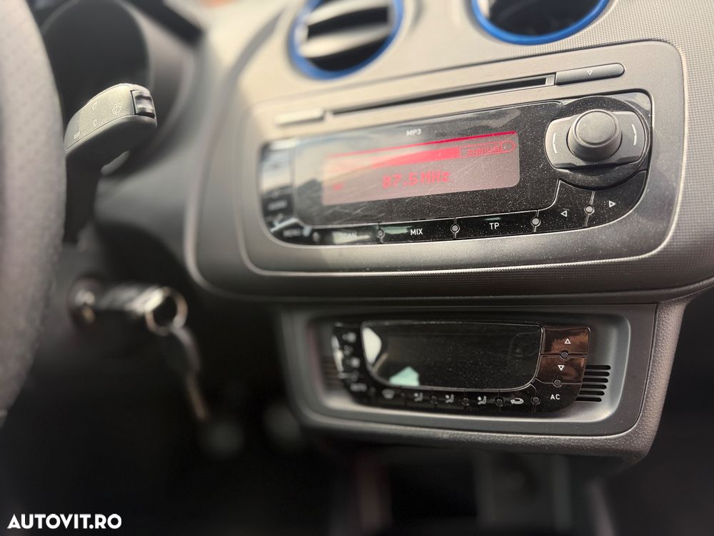 Seat Ibiza 1.6 Style - 10