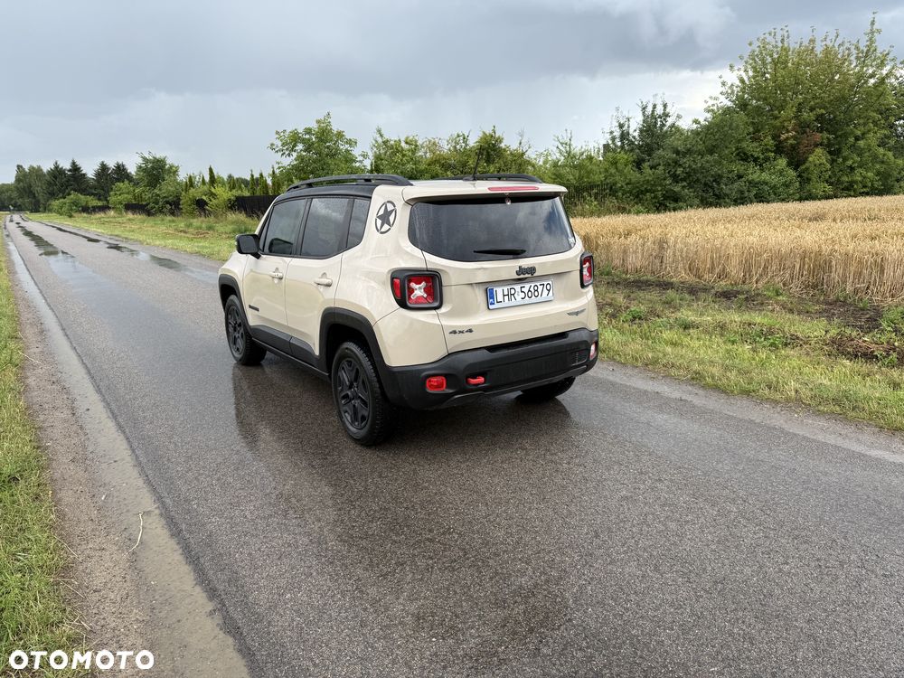 Jeep Renegade - 8