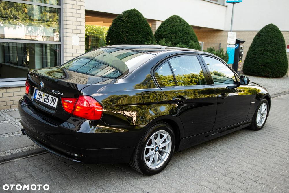 BMW Seria 3 320d - 13
