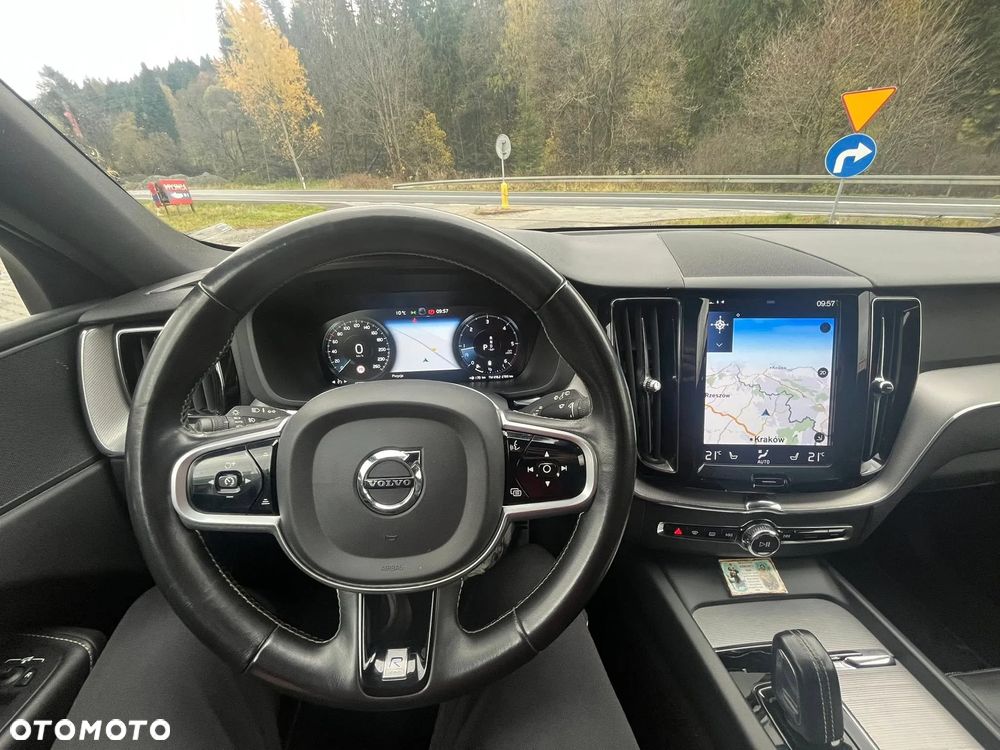 Volvo XC 60 B4 D AWD Geartronic RDesign - 18