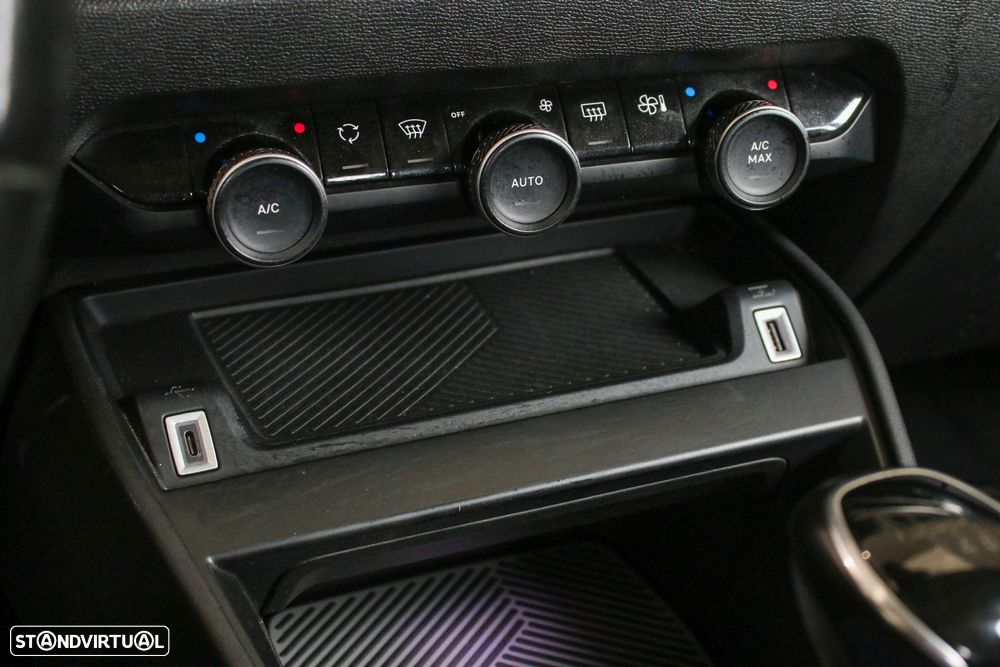 Citroën C4 1.2 PureTech Feel - 33