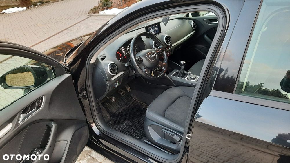Audi A3 Limousine 1.6 TDI (clean diesel) Attraction - 11