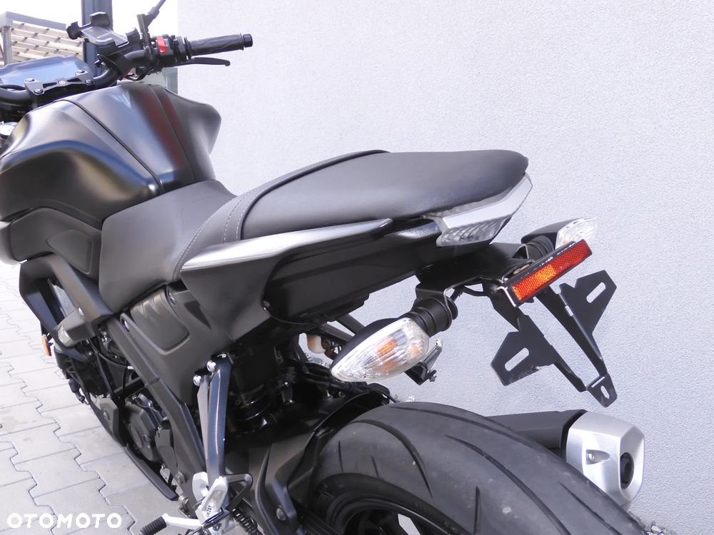 Yamaha MT - 30