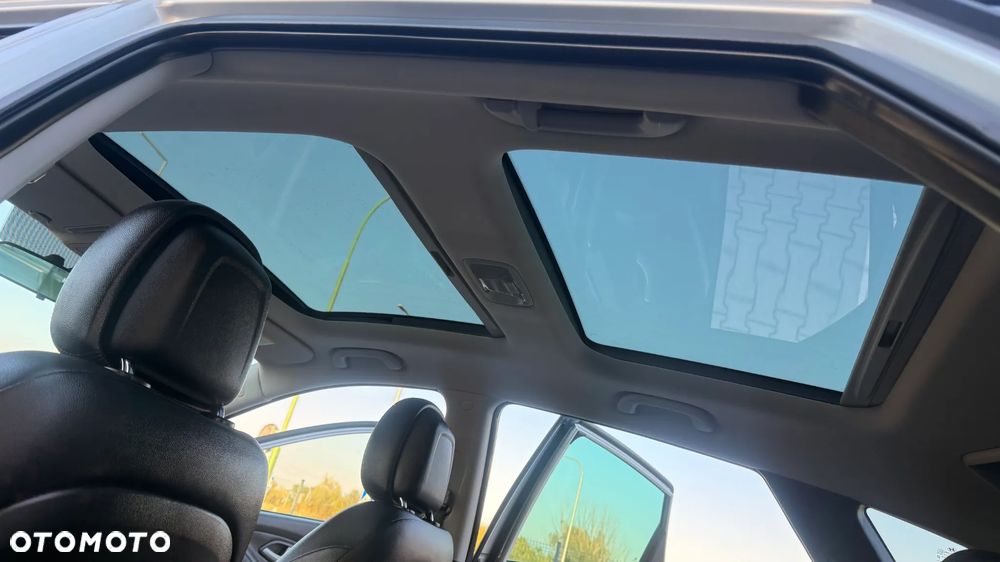 Hyundai ix35 2.0 CRDi Premium 2WD - 16