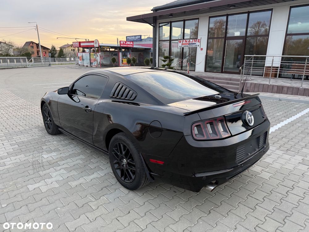 Ford Mustang 3.7 V6 Premium - 8