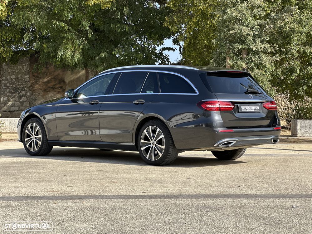 Mercedes-Benz E 300 de 4Matic T 9G-TRONIC - 9
