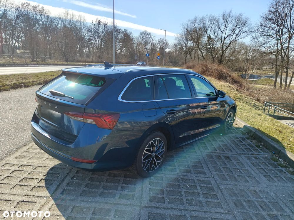 Skoda Octavia 2.0 TDI Sportline DSG - 6