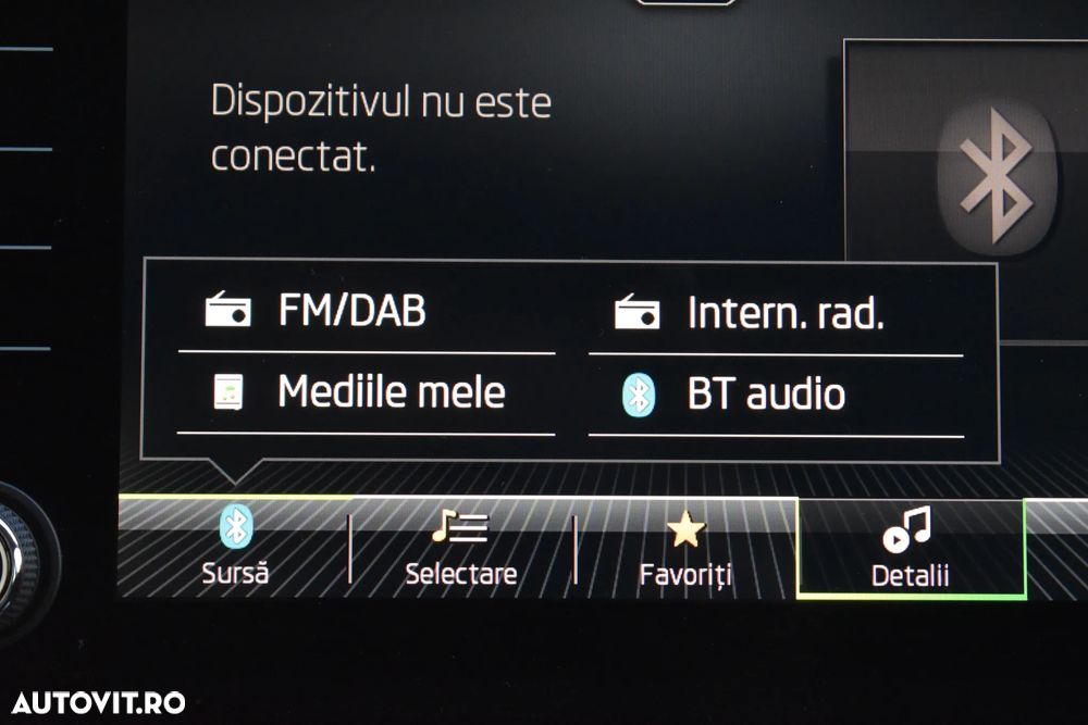 Skoda Superb Combi 2.0 TDI DSG Ambition - 26