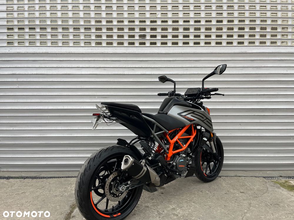 KTM Duke - 16