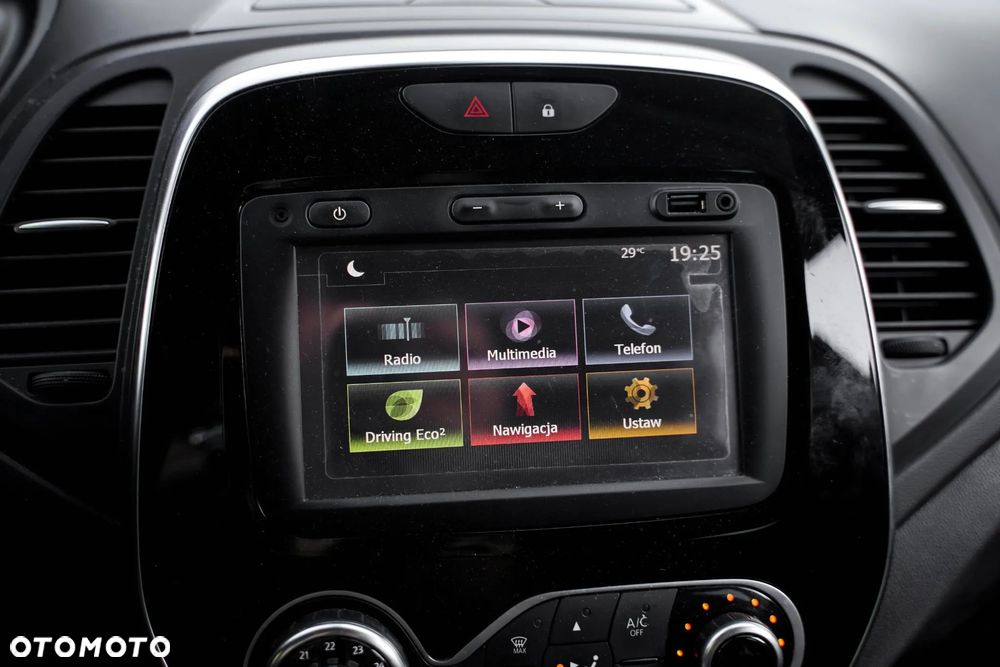 Renault Captur - 28