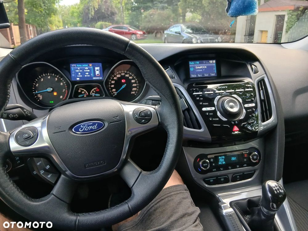 Ford Focus 1.0 EcoBoost Titanium - 16
