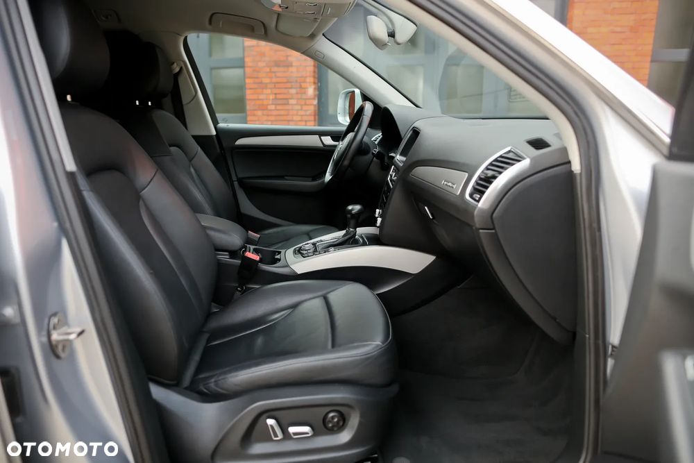 Audi Q5 2.0 TDI Quattro (clean diesel) S tronic - 24