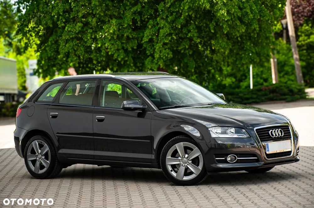 Audi A3 Sportback 2.0 TDI DPF S line Sportpaket - 8