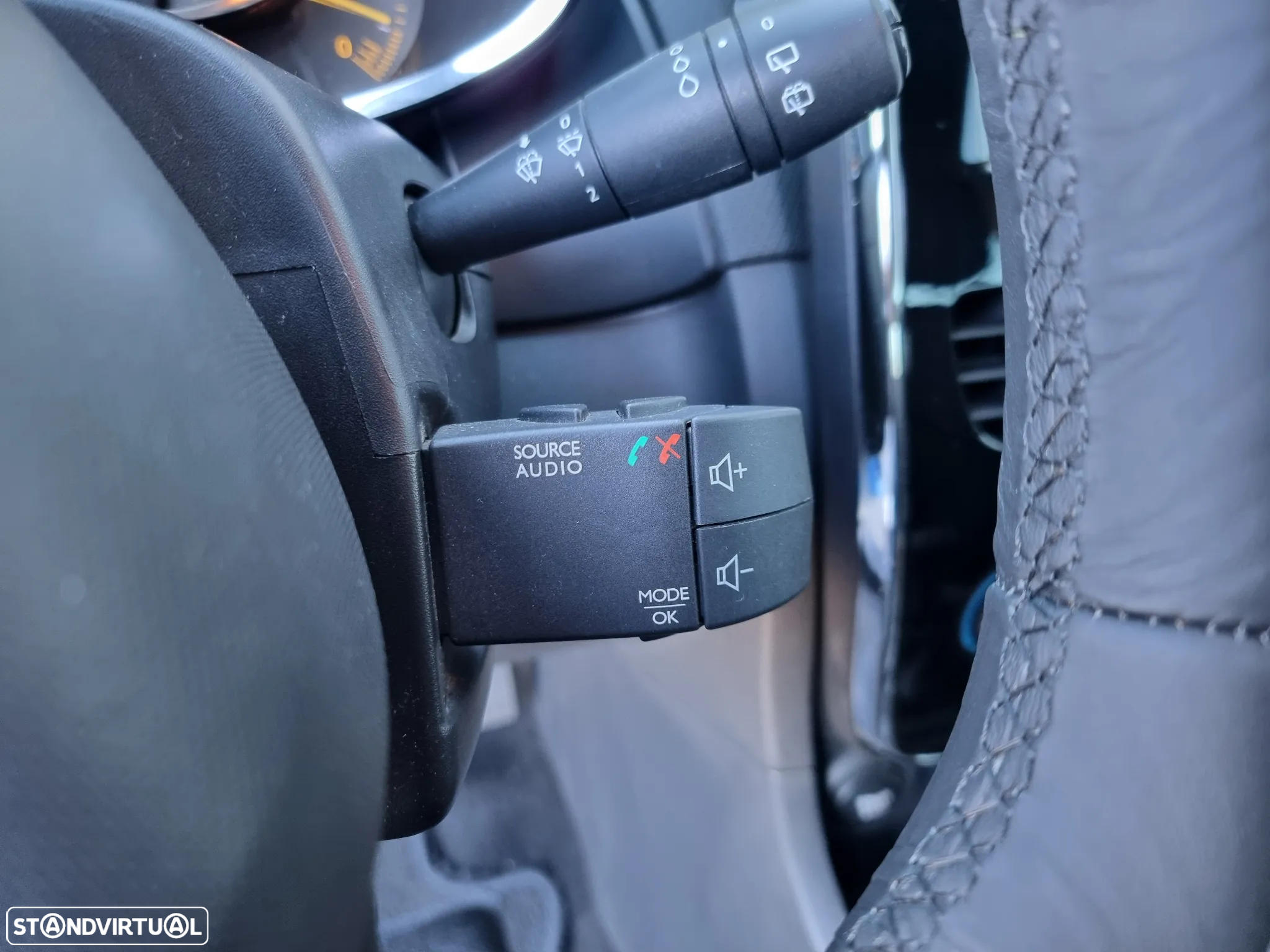 Renault Clio 1.5 dCi Dynamique S - 9