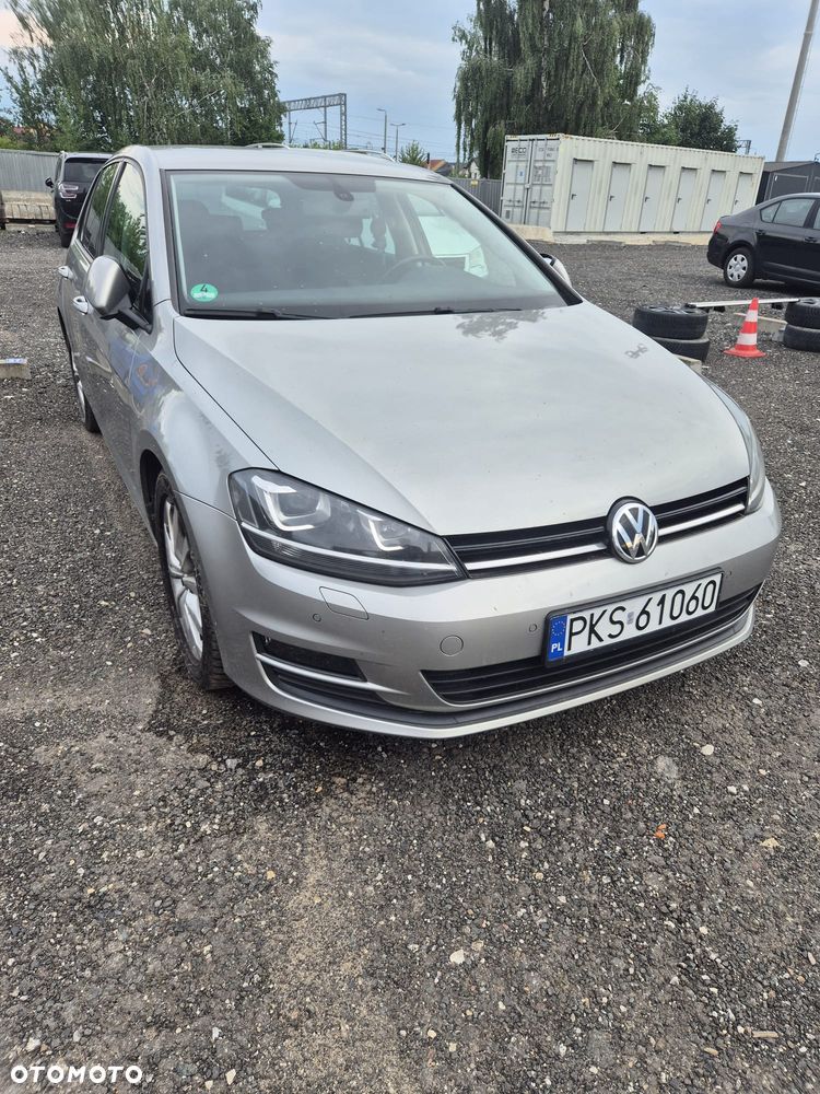 Volkswagen Golf - 2