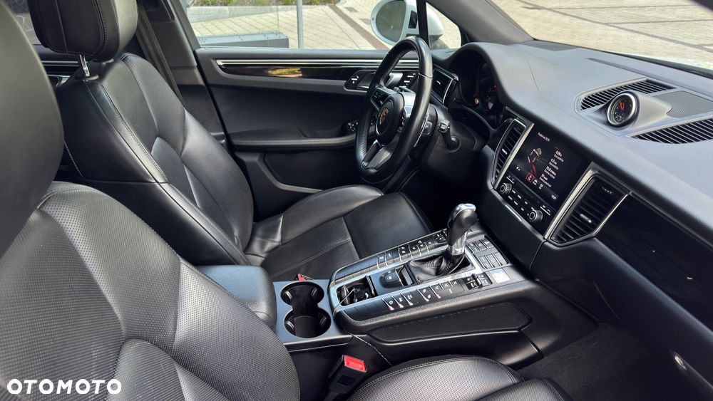 Porsche Macan PDK - 23