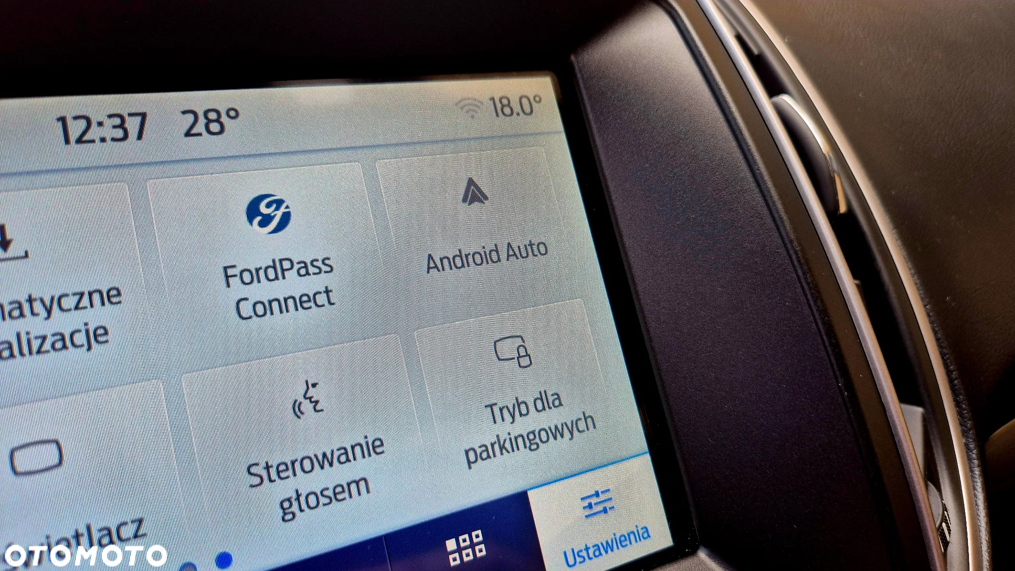 Ford S-Max 2.0 EcoBlue Titanium - 27