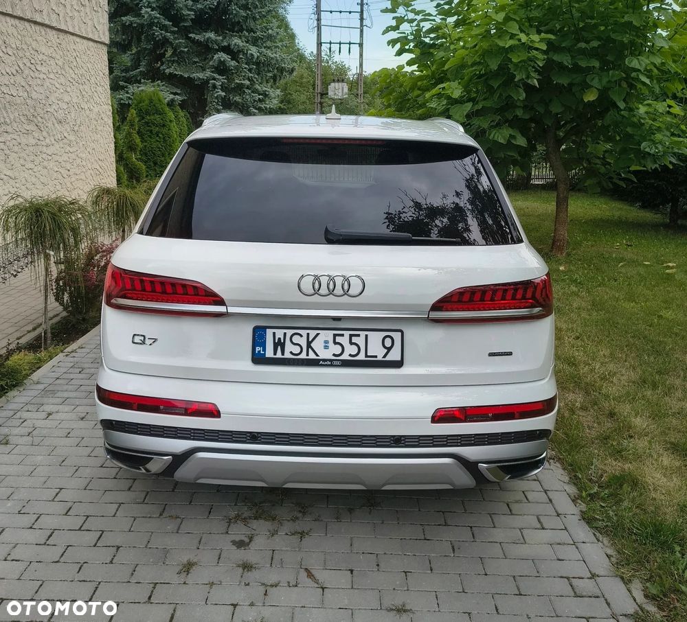 Audi Q7 3.0 TFSI Quattro Tiptr - 5