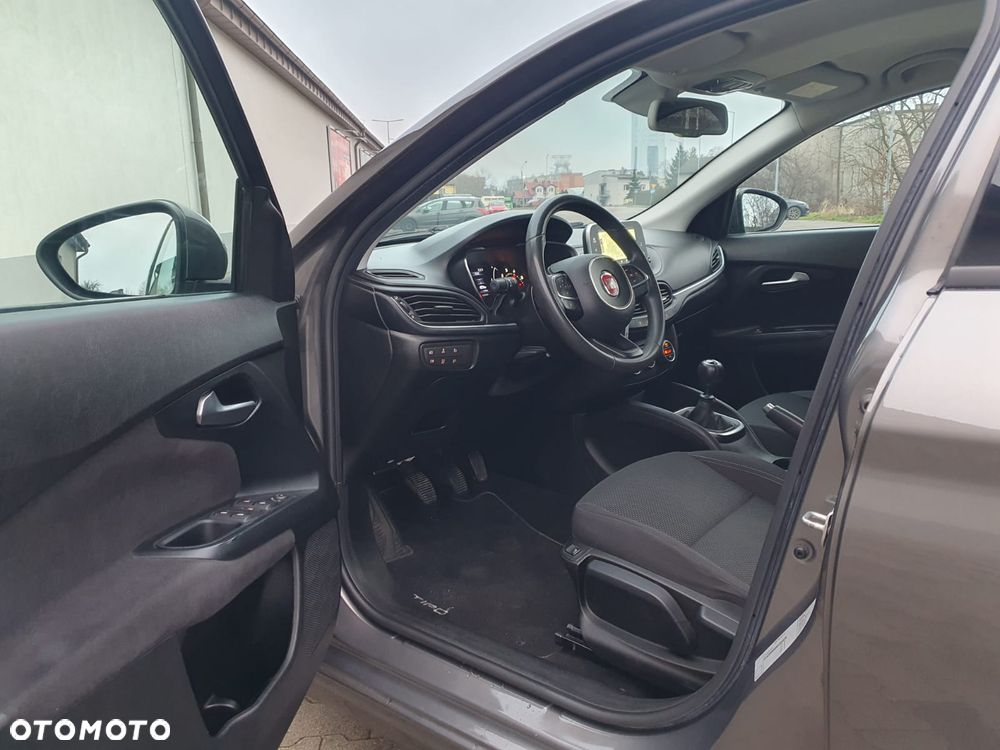 Fiat Tipo 1.4 T-Jet Lounge - 11