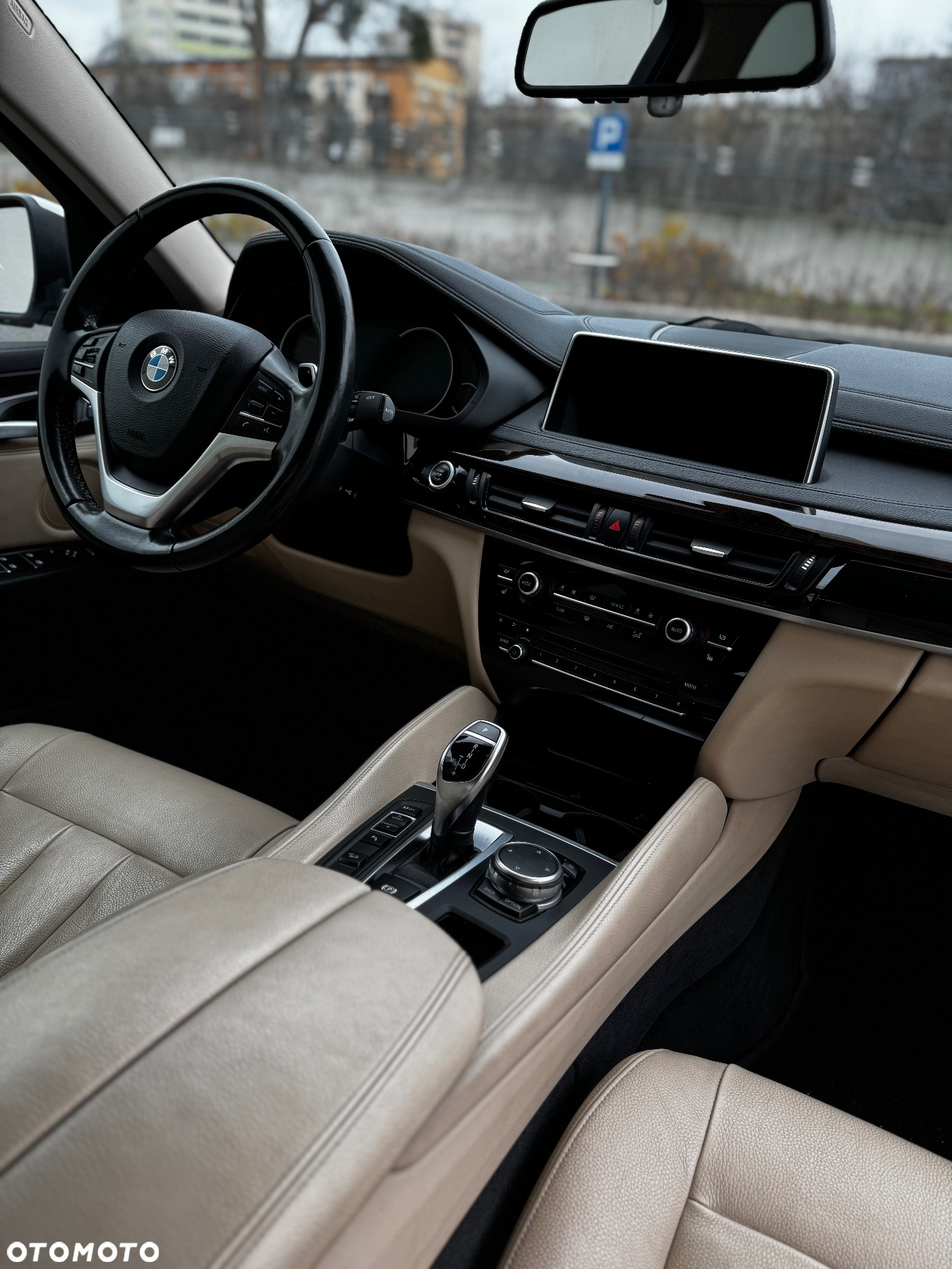 BMW X6 xDrive35i - 9