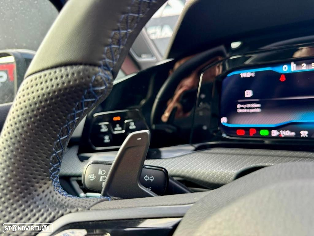 VW Golf 2.0 TSI R DSG - 22