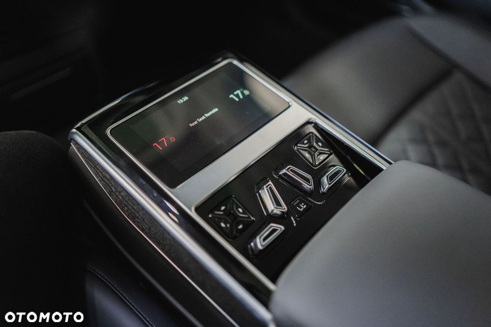 Audi A8 - 17