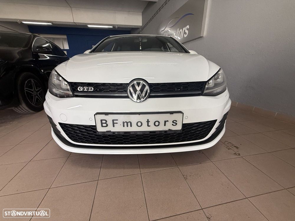 VW Golf 2.0 TDI GTD - 23